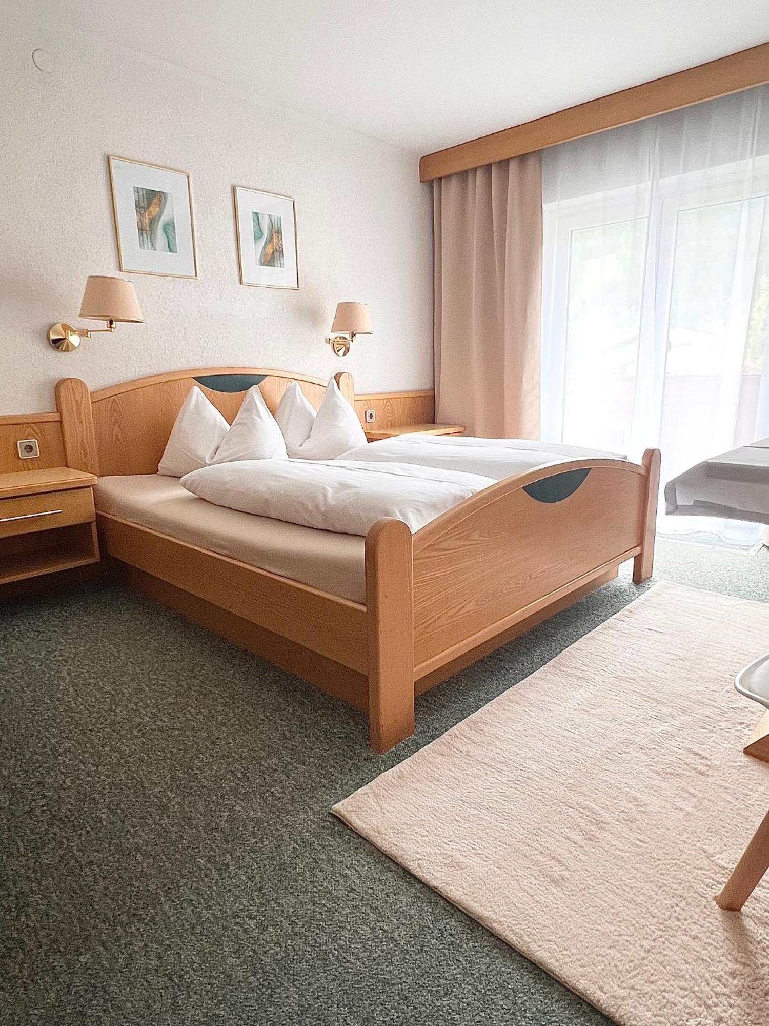Fruehstueckspension-Appartementhaus Wasserer Bad Kleinkirchheim Buitenkant foto