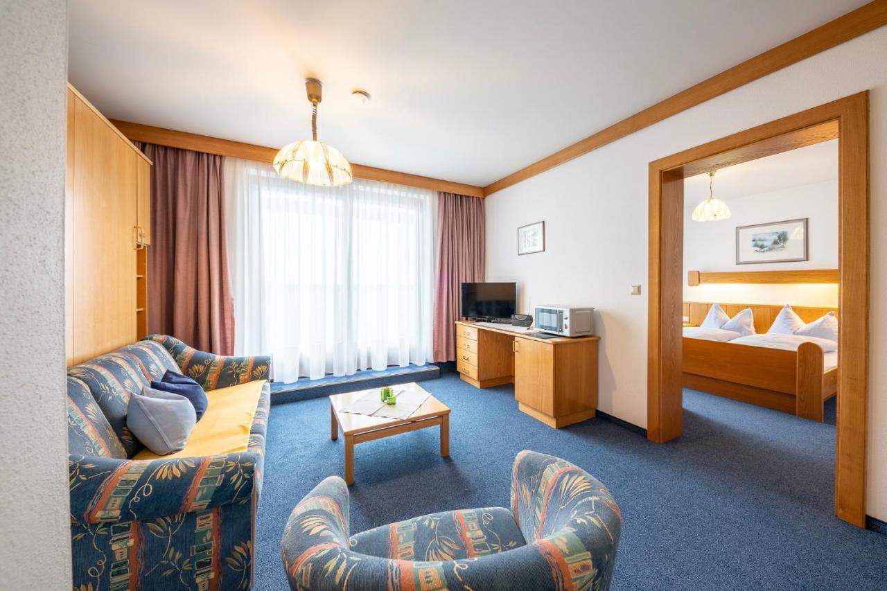 Fruehstueckspension-Appartementhaus Wasserer Bad Kleinkirchheim Buitenkant foto